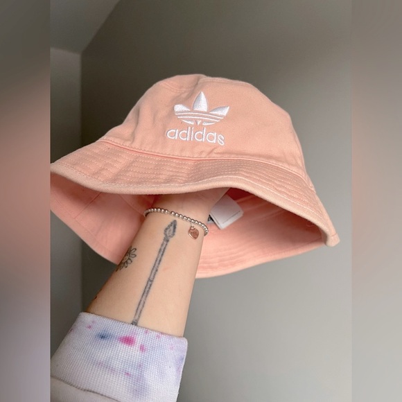 Adidas Pink Bucket Hat EUC - Picture 1 of 3